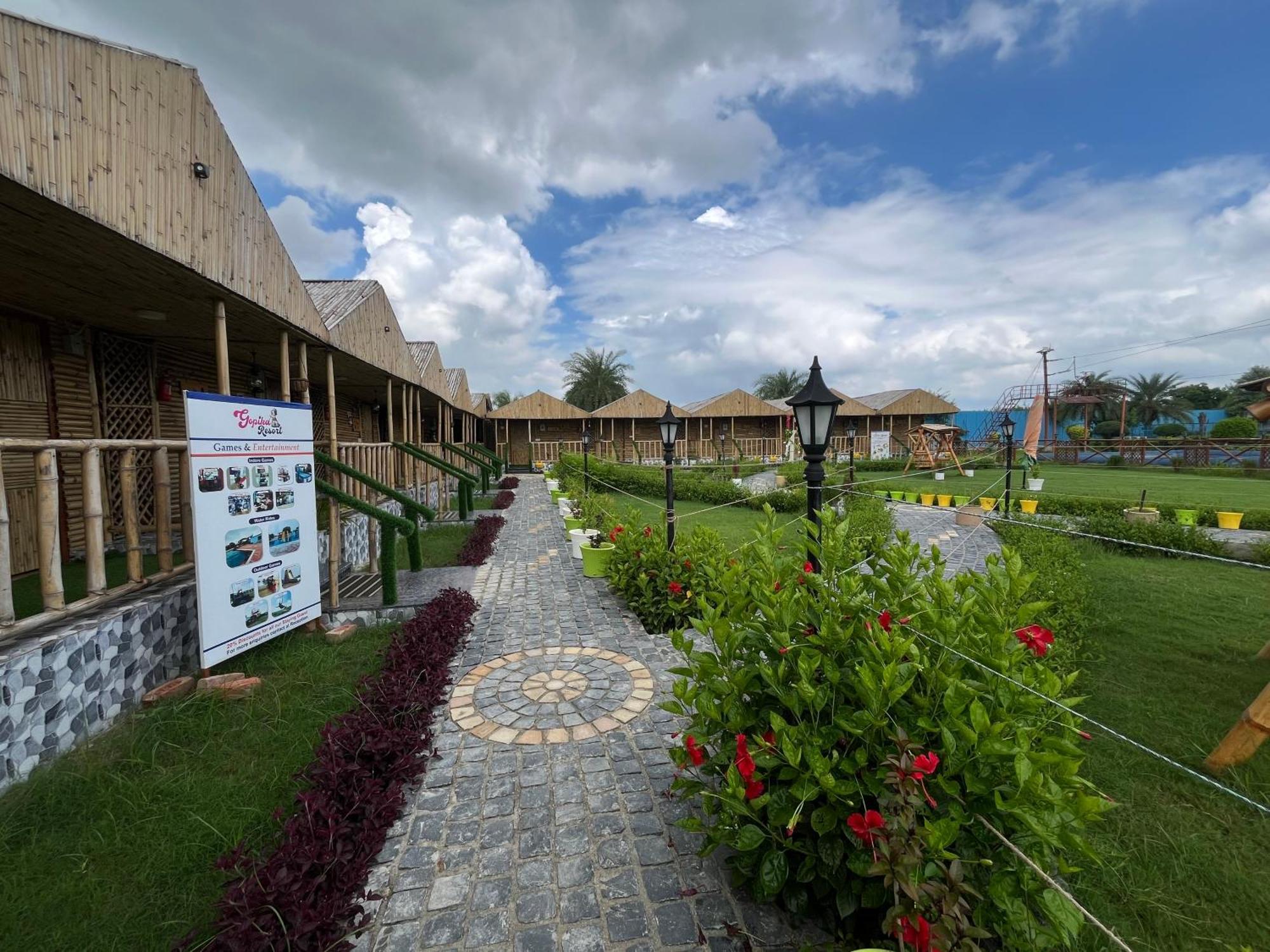 Gopika Resort Vrindavan Exterior photo